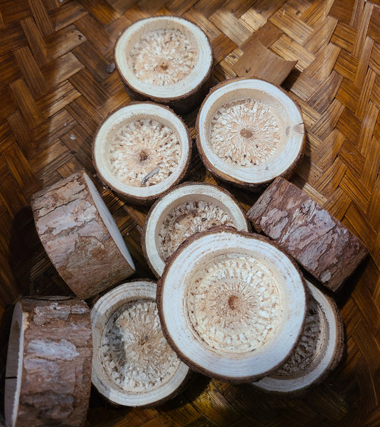 Wooden tealight holder